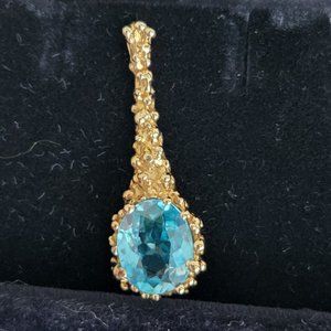 Unique Blue Zircon Pendant 18k Yellow Gold